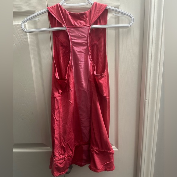 Size 6 Lululemon Tank Top - Picture 2 of 5